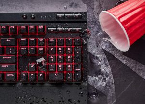 derrame de liquido sobre el teclado